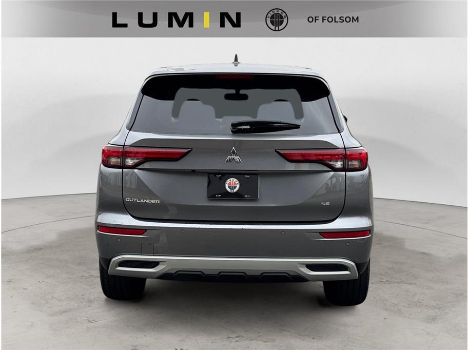 used 2024 Mitsubishi Outlander car, priced at $21,995