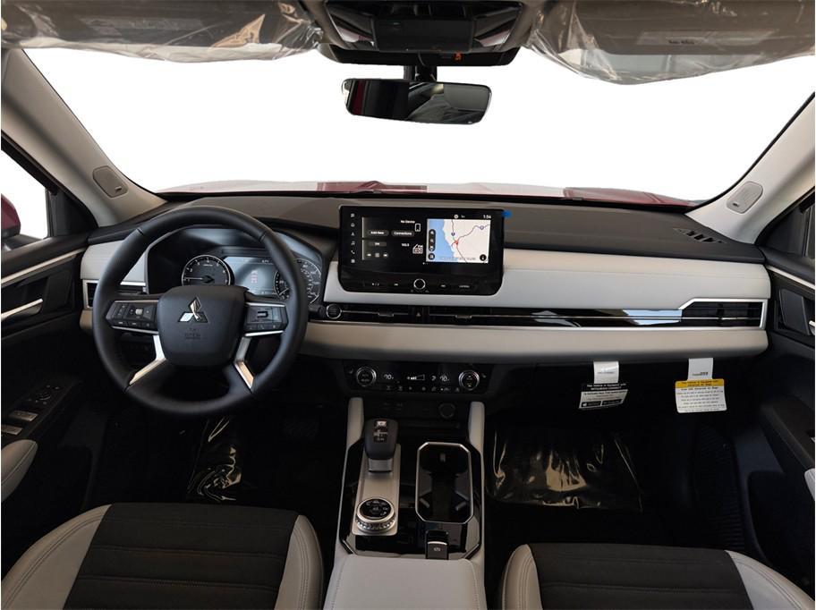 used 2026 Mitsubishi Outlander car, priced at $37,285