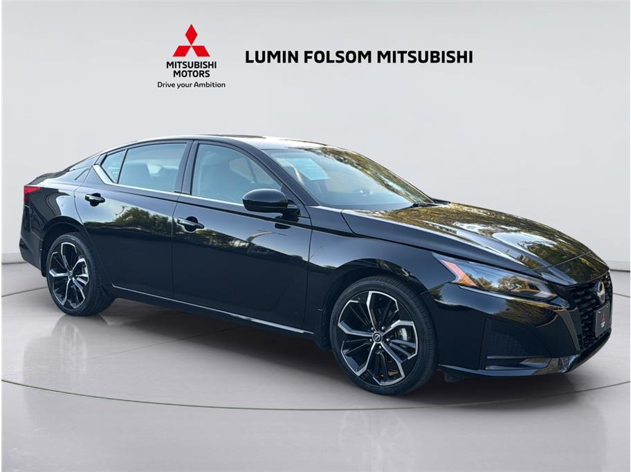 used 2023 Nissan Altima car, priced at $24,995