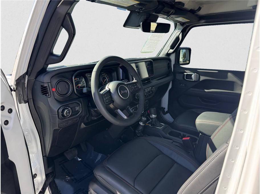 used 2025 Jeep Gladiator car, priced at $49,887