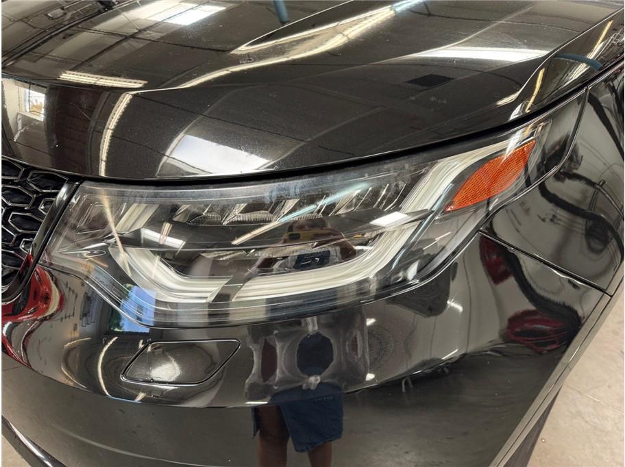 used 2018 Land Rover Discovery car, priced at $20,795