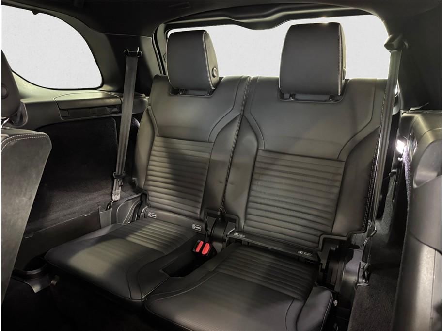 used 2018 Land Rover Discovery car, priced at $20,795