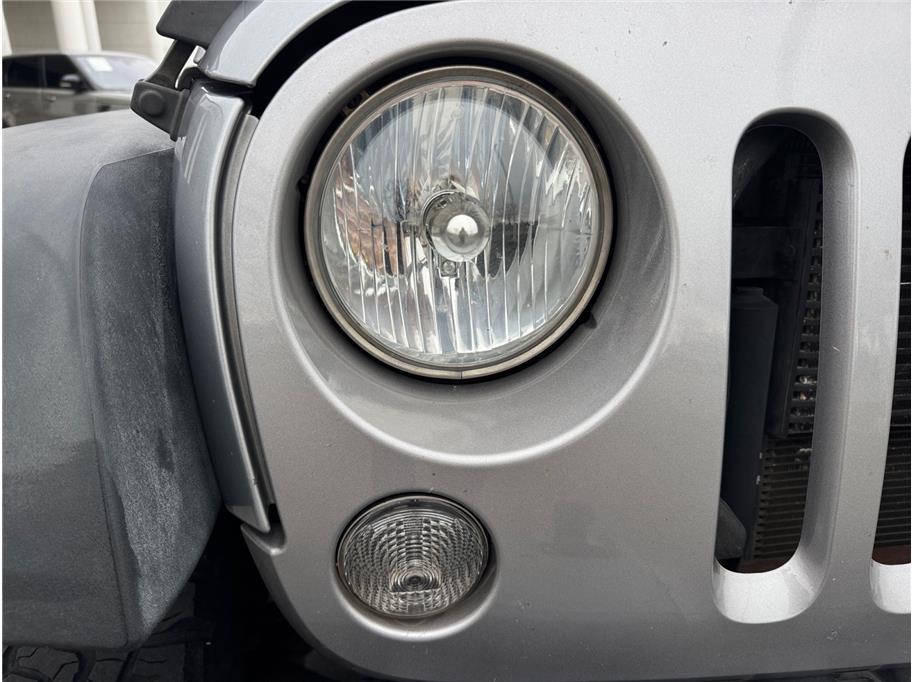 used 2018 Jeep Wrangler JK Unlimited car, priced at $18,595