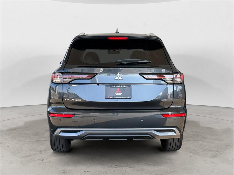 used 2026 Mitsubishi Outlander car, priced at $41,390