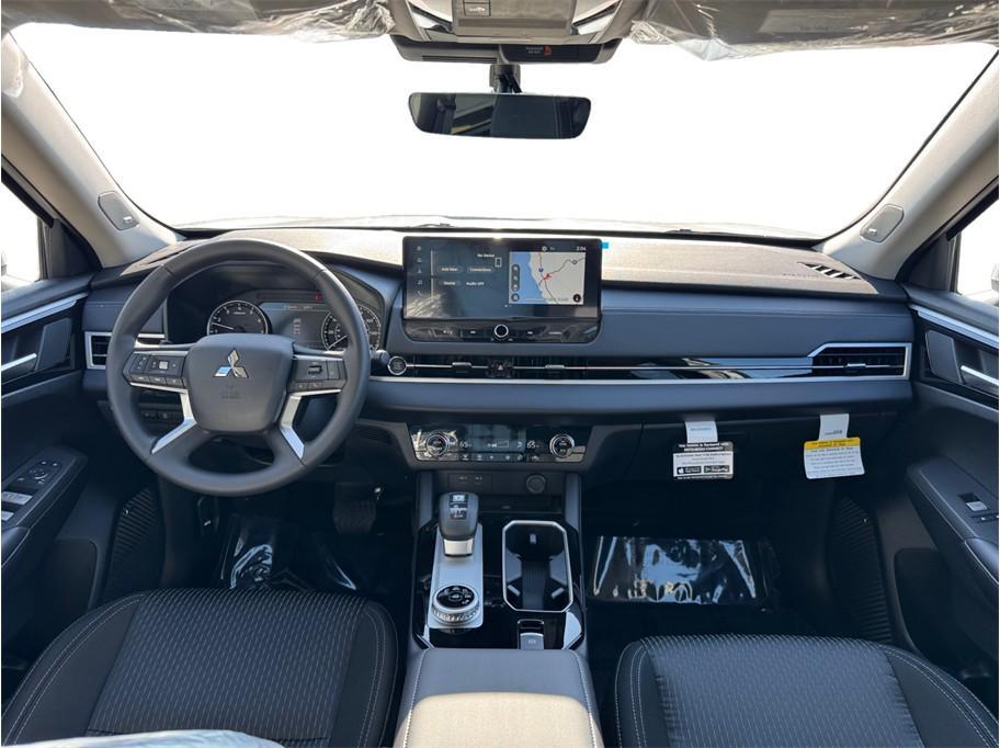 used 2026 Mitsubishi Outlander car