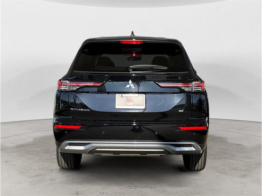 used 2026 Mitsubishi Outlander car, priced at $36,690