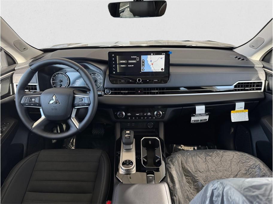 used 2026 Mitsubishi Outlander car, priced at $36,690