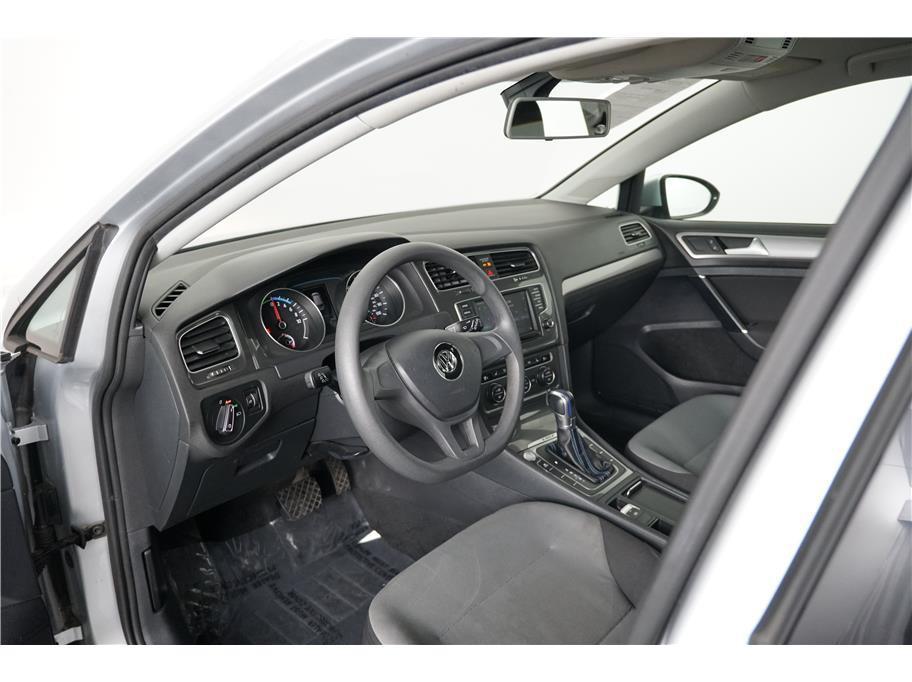 used 2016 Volkswagen e-Golf car, priced at $8,999