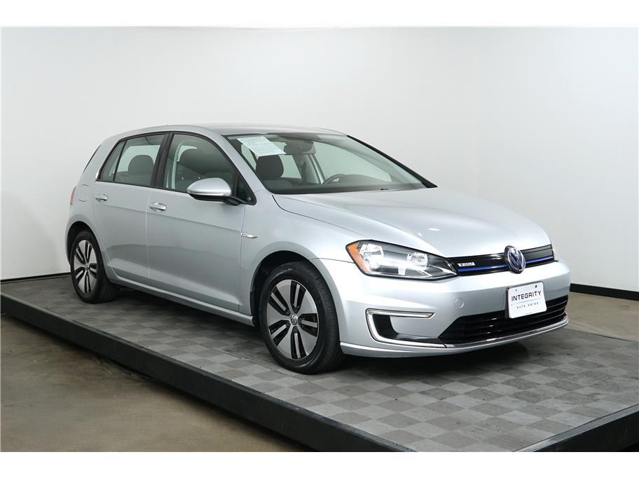 used 2016 Volkswagen e-Golf car, priced at $8,999