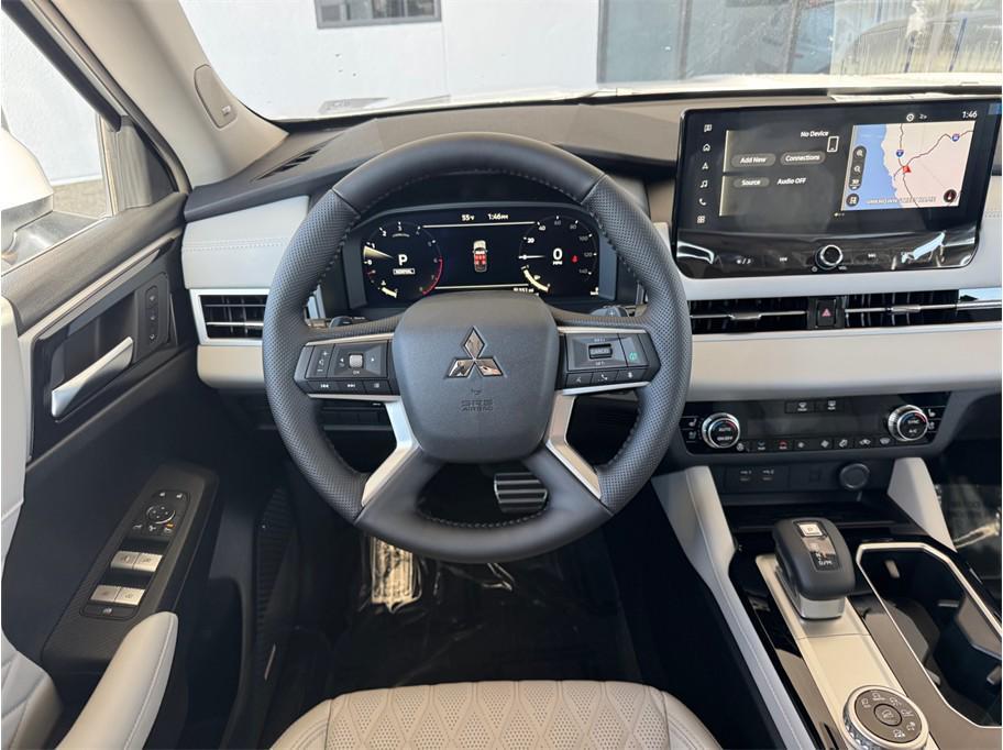 used 2026 Mitsubishi Outlander car, priced at $43,785
