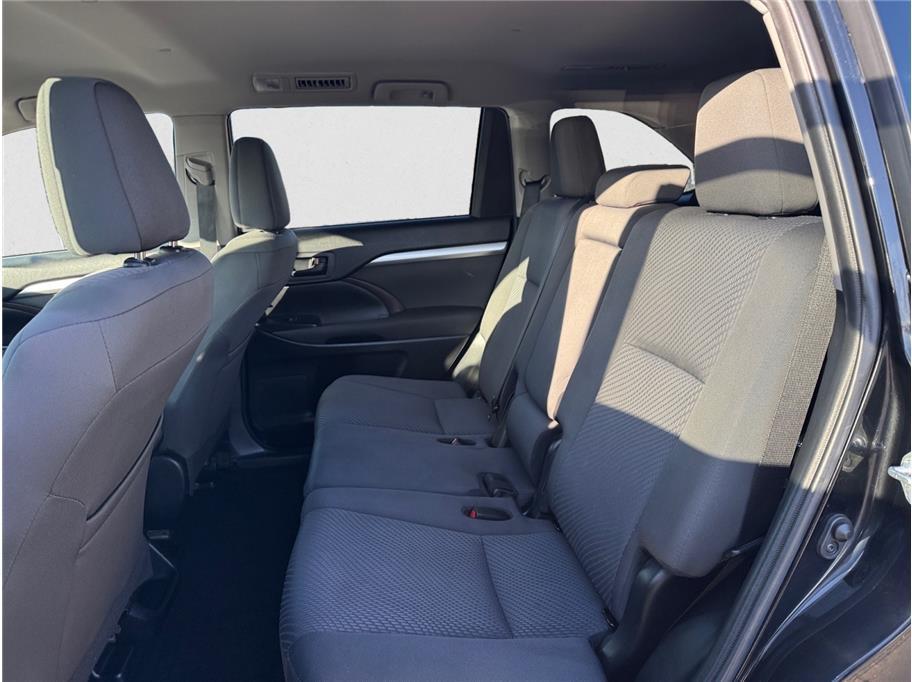 used 2019 Toyota Highlander car, priced at $21,695