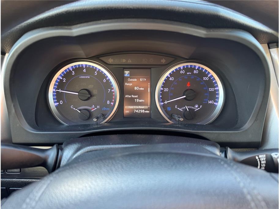 used 2019 Toyota Highlander car, priced at $21,695