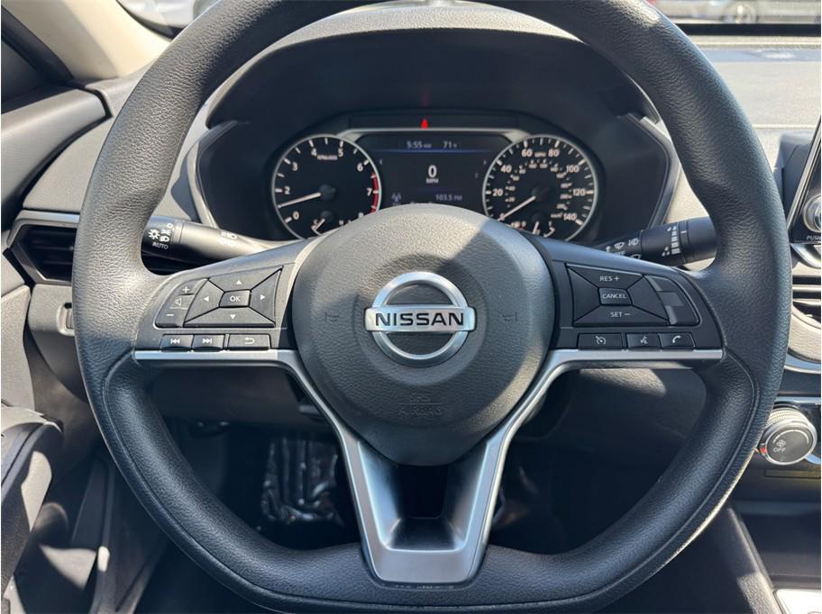 used 2022 Nissan Altima car, priced at $18,999