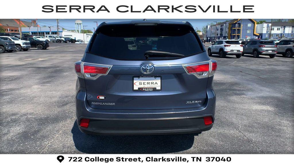 used 2014 Toyota Highlander car, priced at $9,899