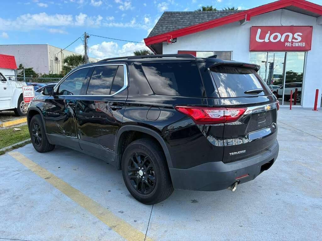 used 2020 Chevrolet Traverse car, priced at $13,690