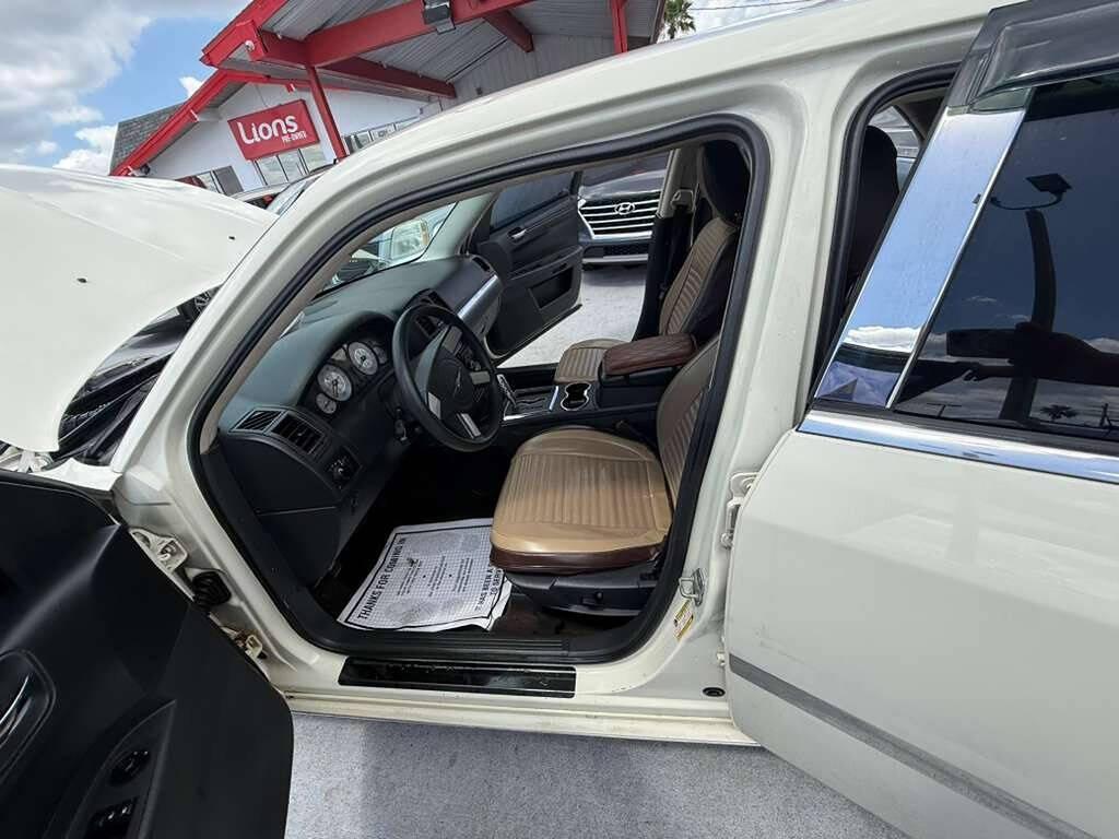 used 2008 Chrysler 300 car, priced at $2,900