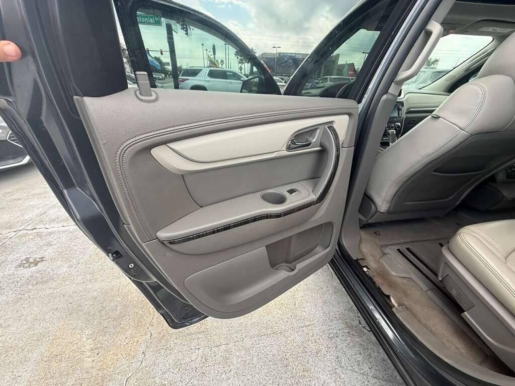 used 2014 Chevrolet Traverse car, priced at $4,880