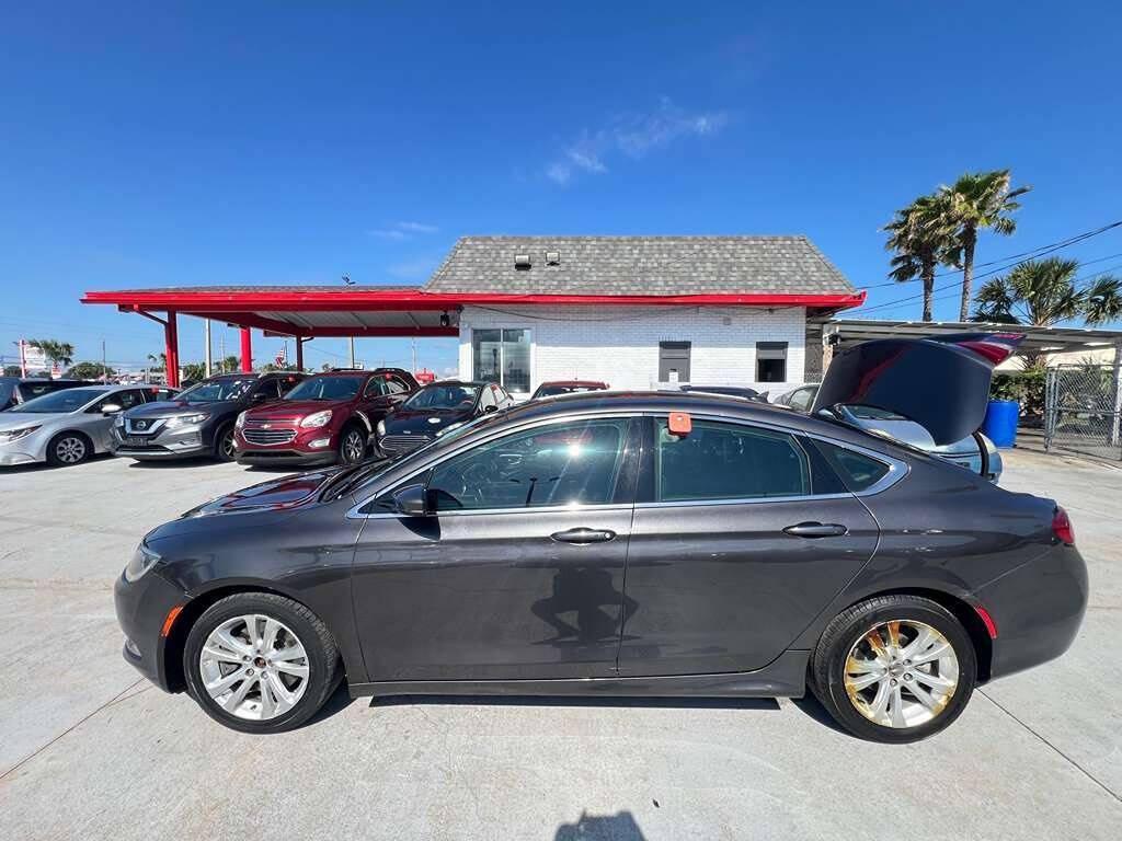 used 2015 Chrysler 200 car, priced at $5,790