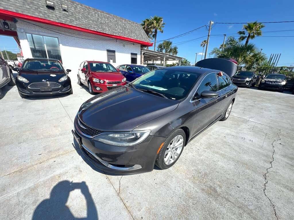 used 2015 Chrysler 200 car, priced at $5,790