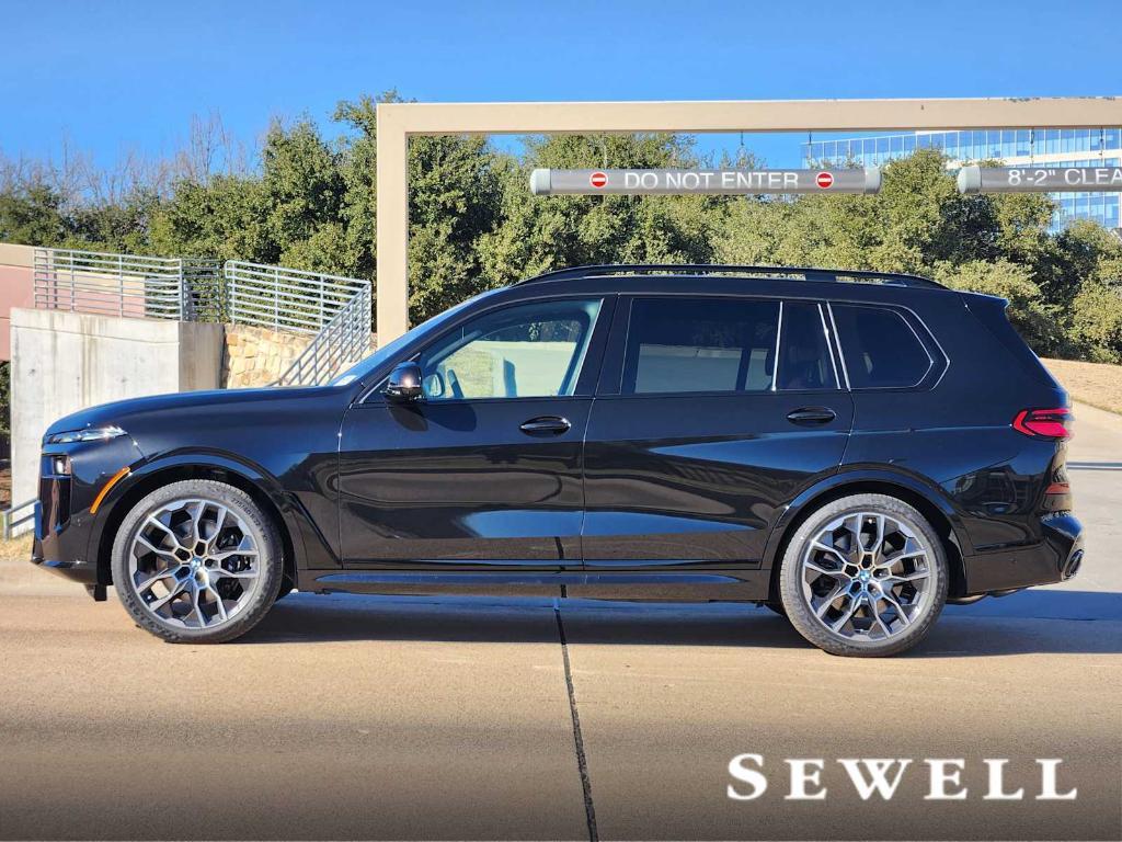 new 2026 BMW X7 car, priced at $129,400