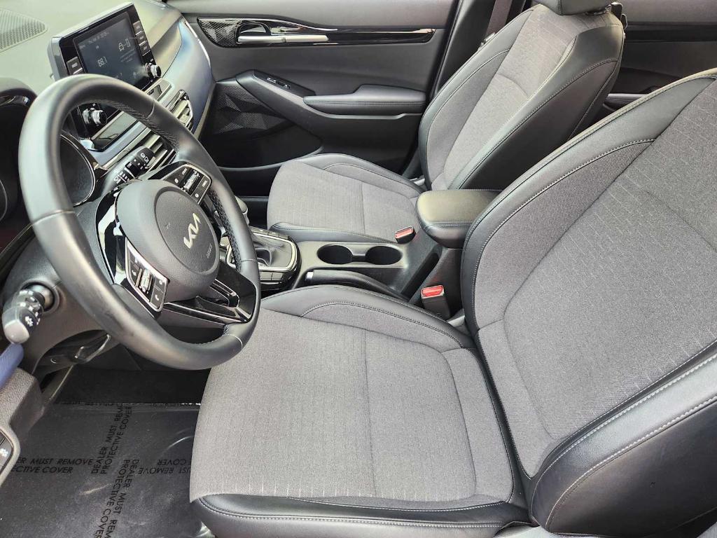 used 2023 Kia Seltos car, priced at $22,490
