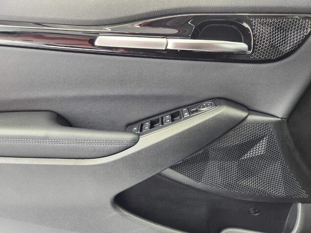 used 2023 Kia Seltos car, priced at $22,490