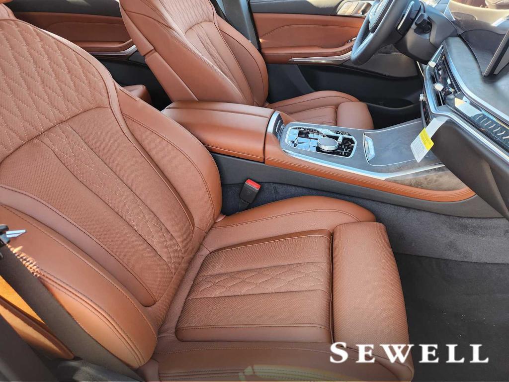 new 2026 BMW X7 car, priced at $103,580