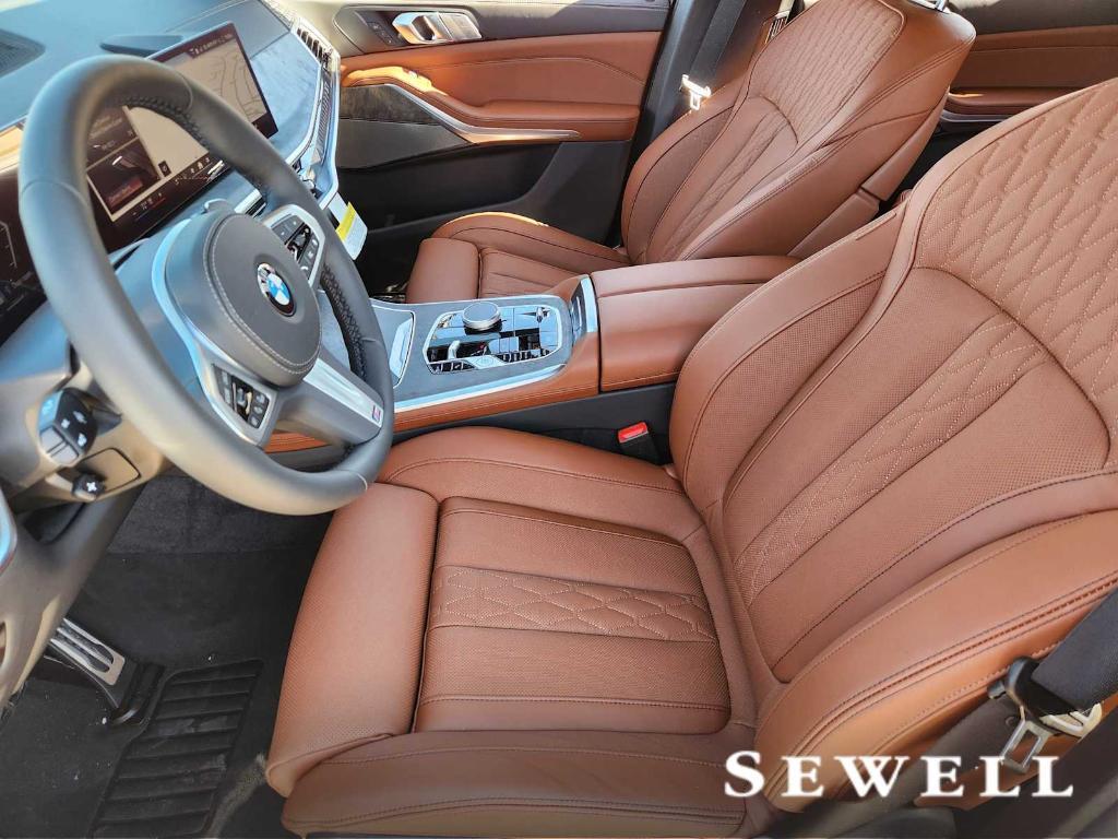 new 2026 BMW X7 car, priced at $103,580