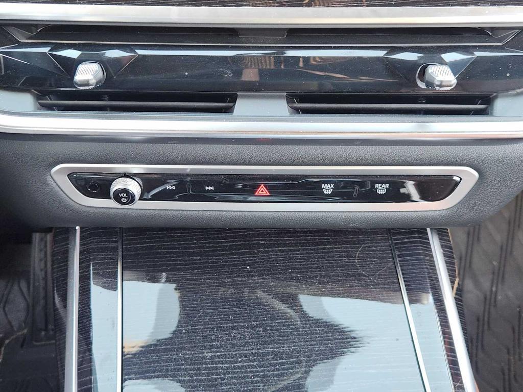 used 2026 BMW X7 car, priced at $110,994