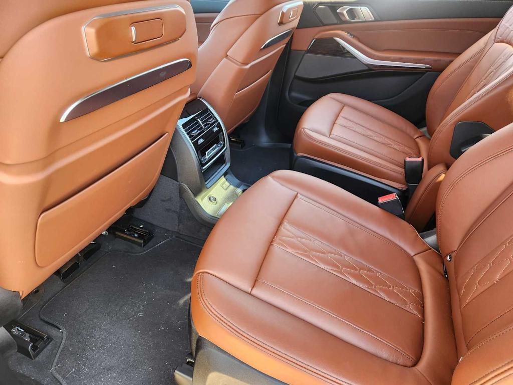 used 2026 BMW X7 car, priced at $110,994