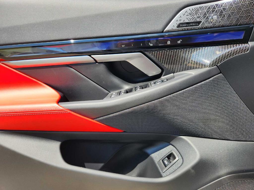 used 2025 BMW M5 car, priced at $117,999