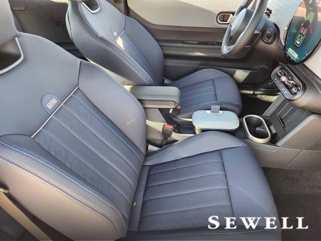 new 2026 MINI Hardtop car, priced at $40,440