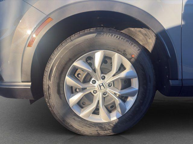 used 2025 Honda CR-V car, priced at $29,222