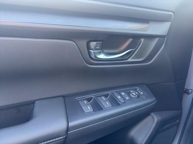 used 2025 Honda CR-V car, priced at $29,222