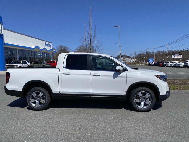 new 2026 Honda Ridgeline car, priced at $43,598