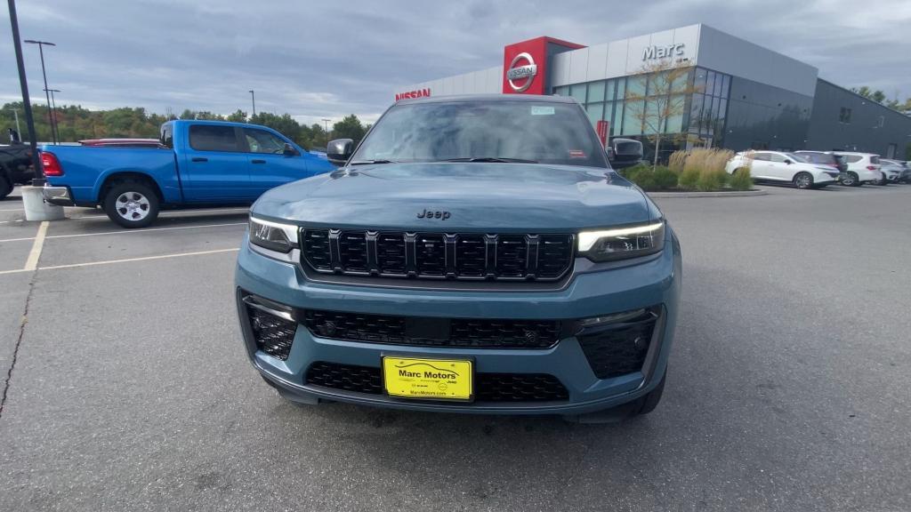 new 2027 Jeep Grand Cherokee car, priced at $65,350