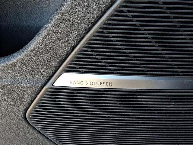 new 2026 Audi Q7 car, priced at $68,445