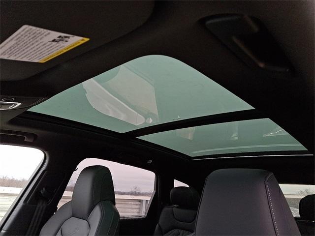 new 2026 Audi SQ7 car, priced at $102,955