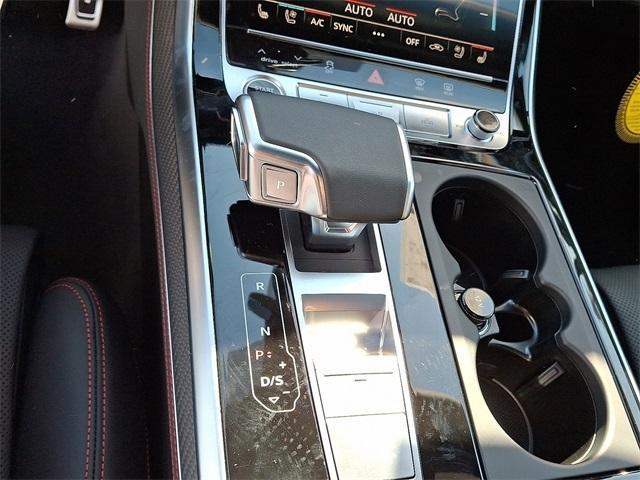 new 2026 Audi Q7 car, priced at $83,590