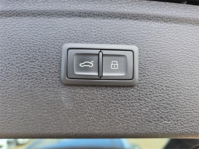 used 2021 Audi Q5 car, priced at $21,995