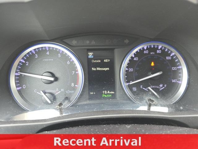 used 2018 Toyota Highlander car, priced at $21,899