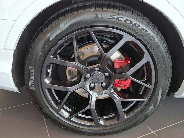 new 2026 Audi SQ7 car, priced at $102,576