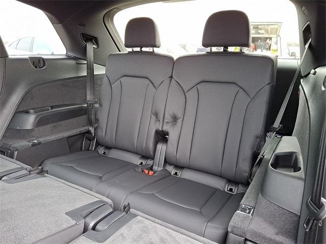 new 2026 Audi Q7 car, priced at $68,290