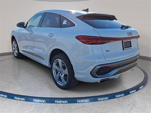 new 2025 Audi Q5 car, priced at $60,080