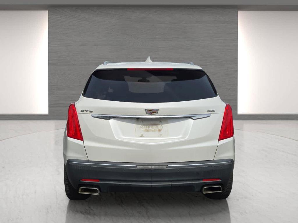 used 2017 Cadillac XT5 car, priced at $11,677
