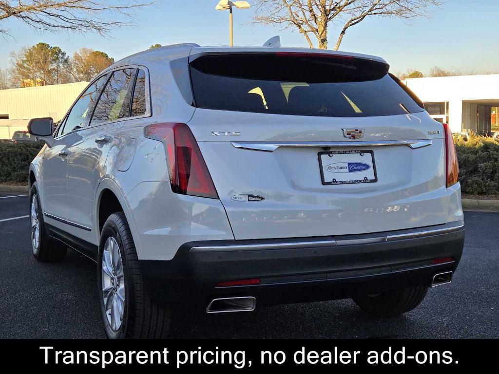 new 2025 Cadillac XT5 car, priced at $39,915