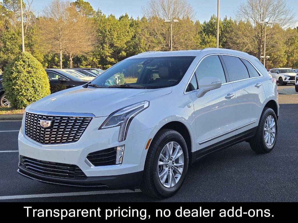 new 2025 Cadillac XT5 car, priced at $39,915