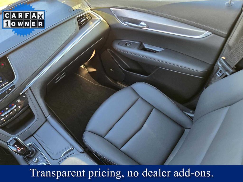 used 2023 Cadillac XT5 car, priced at $23,600