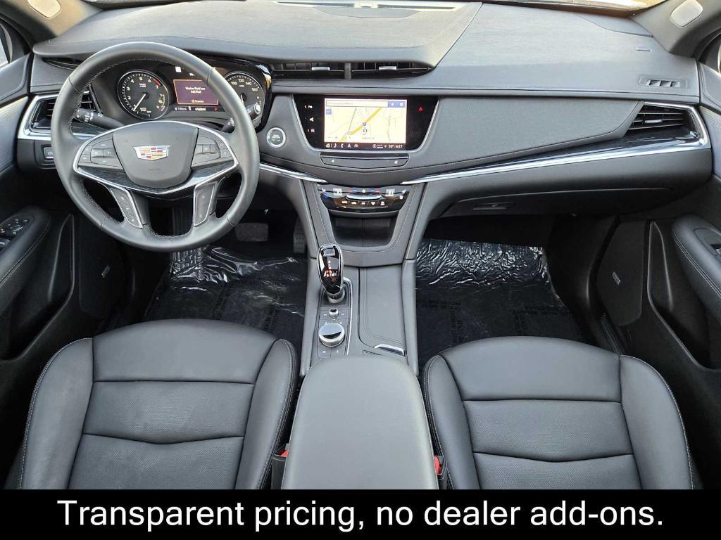 new 2025 Cadillac XT5 car, priced at $49,190