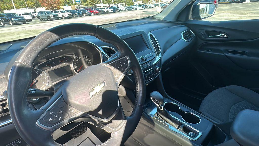 used 2022 Chevrolet Equinox car, priced at $19,400